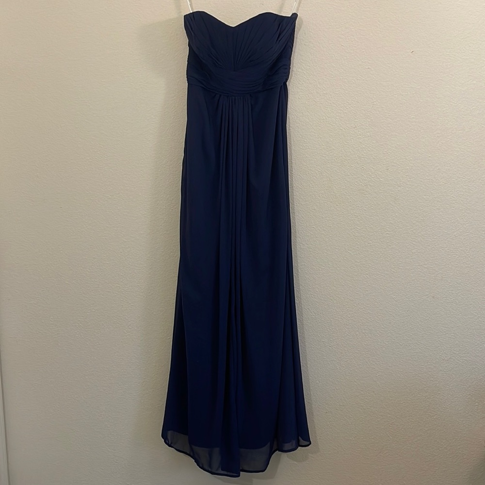 David’s Bridal strapless formal dress size 2